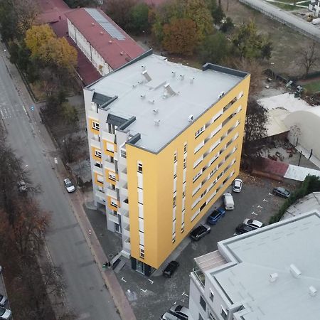 Green Apartment スコピエ エクステリア 写真